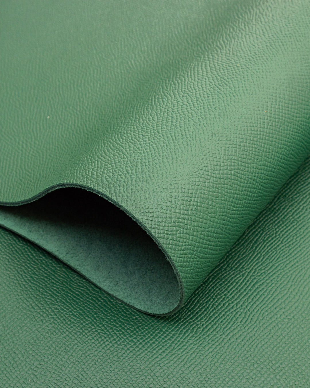 Luxurious calf leather with iconic grain 1.3 mm | Waprolux