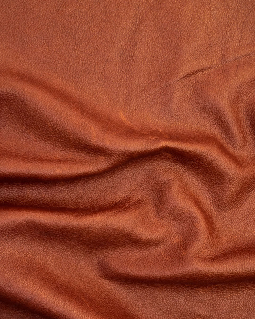 Semi-vegetable tanned leather from Leatherbox | Geneve