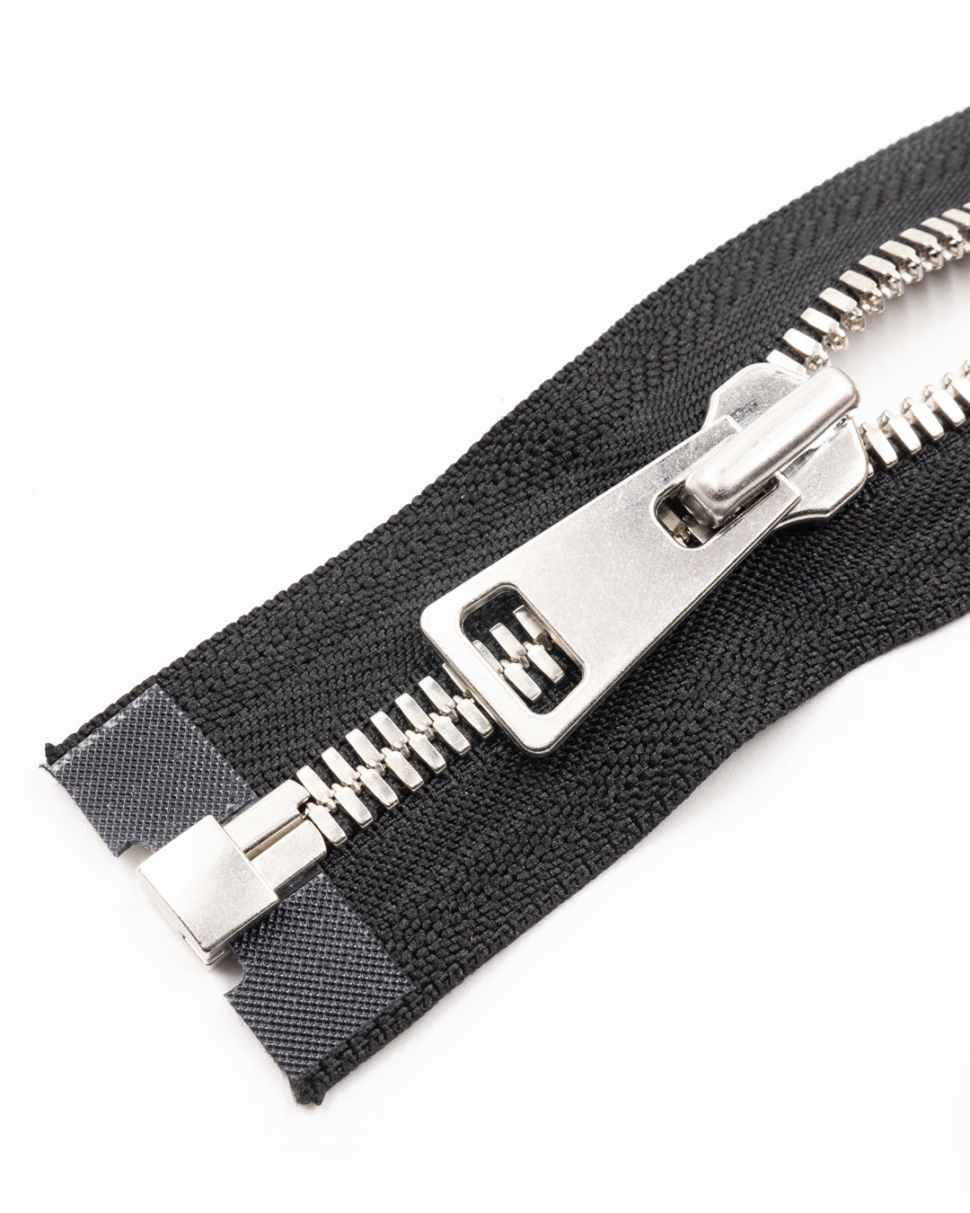 Excella® | The most beautiful ready to use YKK silver zippers
