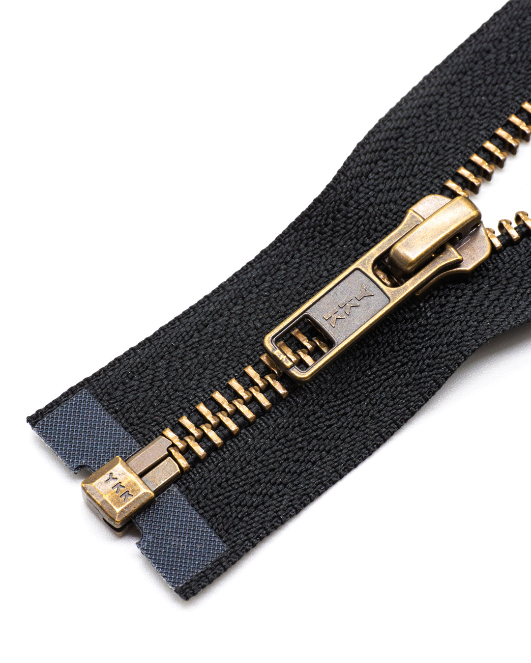 Buy beautiful, metal zippers for jackets at Leatherbox