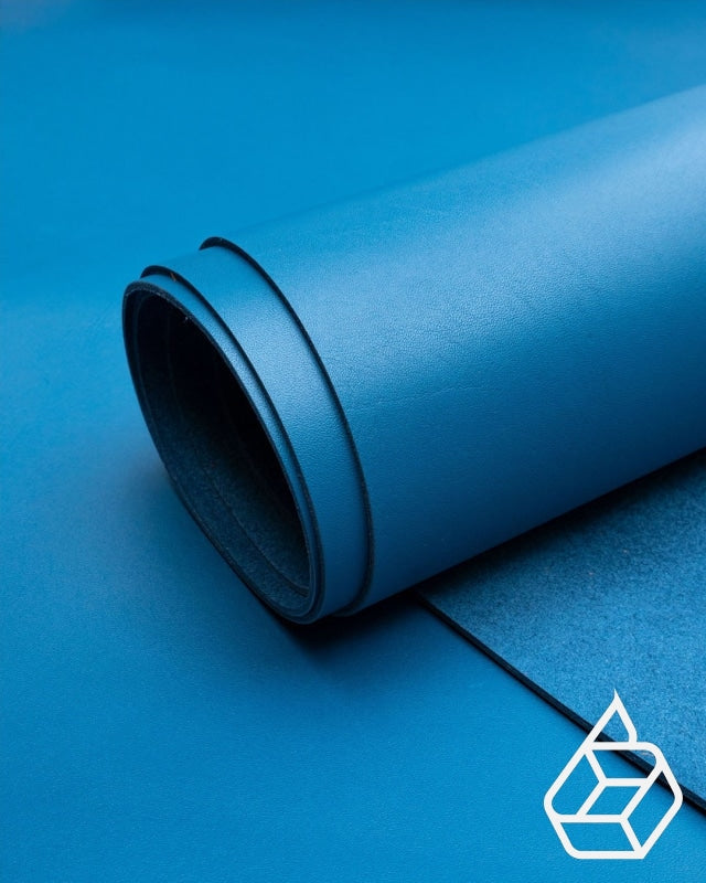 Amaryllis Collectie | Standig Glad Kalfsleer Met Zijdeglans Pool Blue / Paneel (30 X 20 Cm) Leer